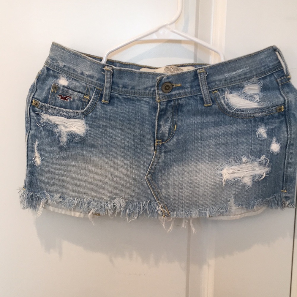 Light denim wash skirt